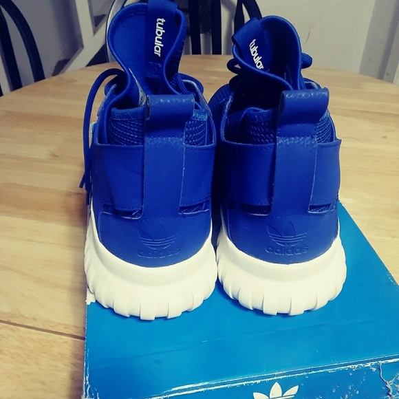 Sold**ADIDAS TUBULAR X Royal Collegiate Originals - Picture 2 of 3